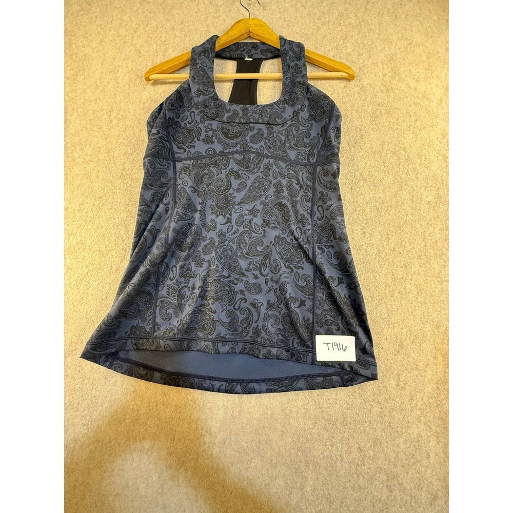 Lululemon‎ Blue Paisley Racerback Tank Top Built-in Bra Mesh Back Workout Yoga